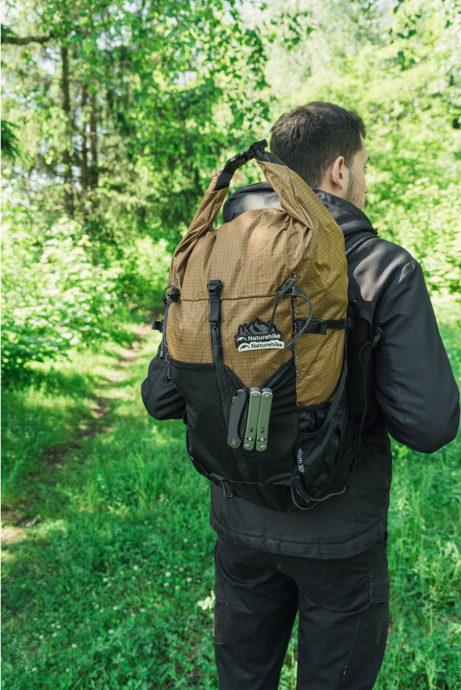Рюкзак Naturehike Helium CNK2300016, 30+5 л, коричневий фото 9