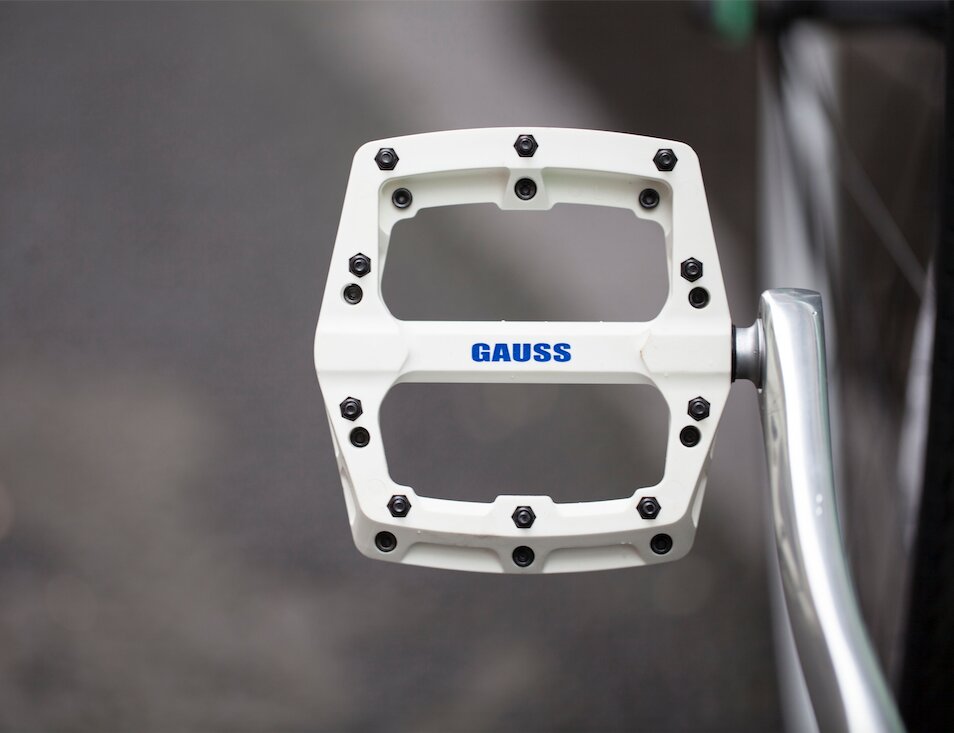 Педали MKS Gauss, белые фото 2