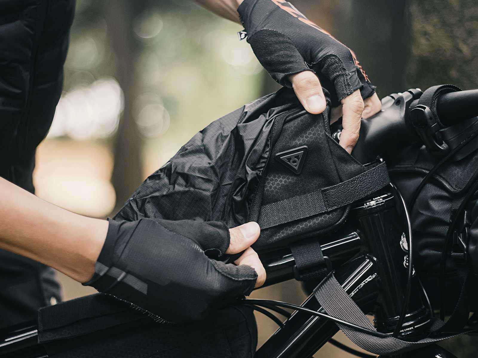 Сумка на верхнюю трубу Topeak Top Loader, 0.75L с чехлом 169г фото 3