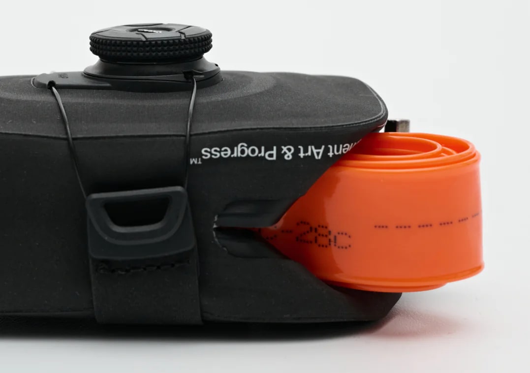 Сумка MAAP Shield Saddle Bag - Small фото 4