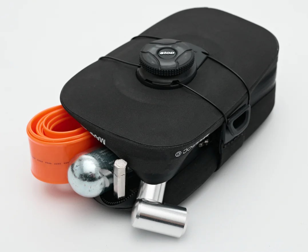 Сумка MAAP Shield Saddle Bag - Small фото 5