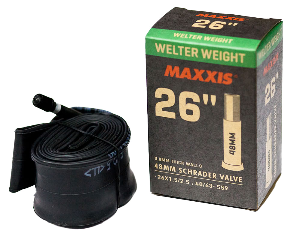 Камера 26x1.50/2.50 Maxxis Welter Weight, AV 48mm, в коробке фото 