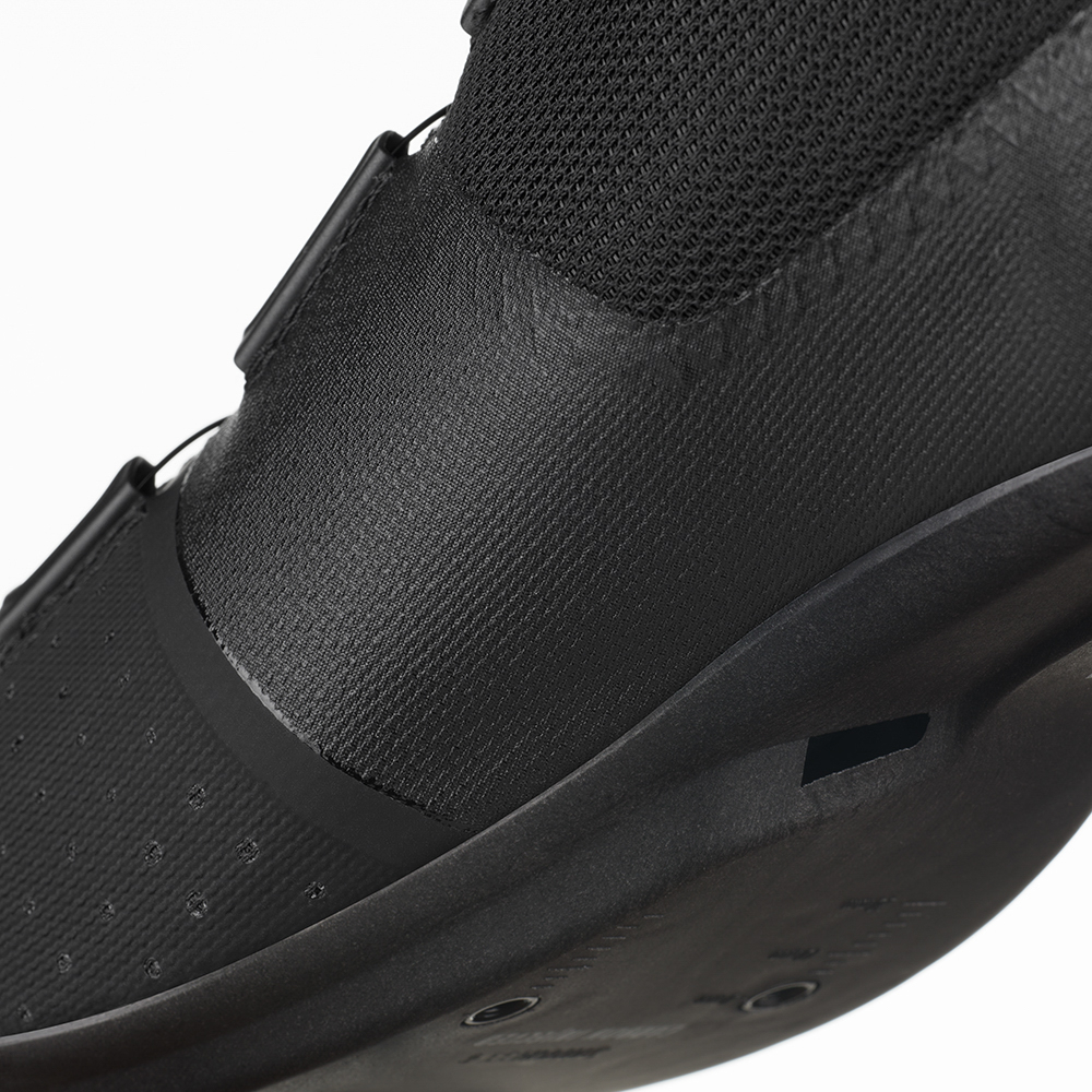 Взуття Fizik Tempo Overcurve R4 розмір UK 10,5(45 290мм) чорне фото 6