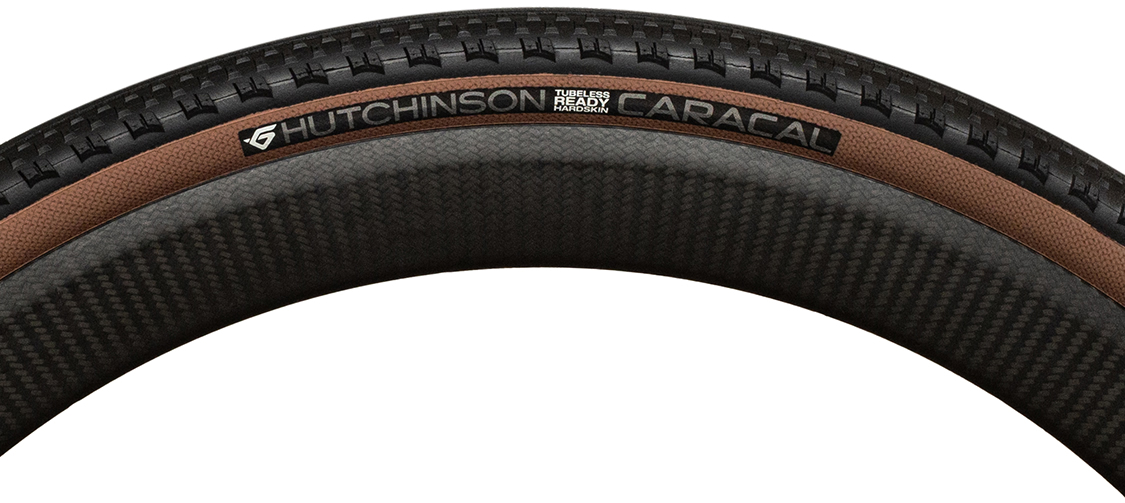 Покрышка 700x40C Hutchinson CARACAL, Tubeless Ready, 127 TPI, Foldable, Hardskin, Tan Walls фото 3