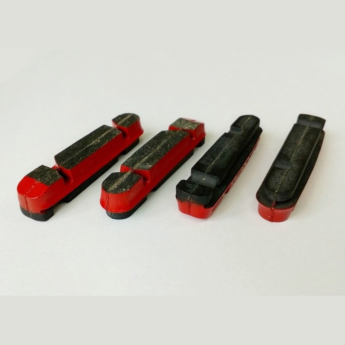 Колодки тормозные Campagnolo для карбонового обода Shimano Dura-Ace Red (4 шт) фото 