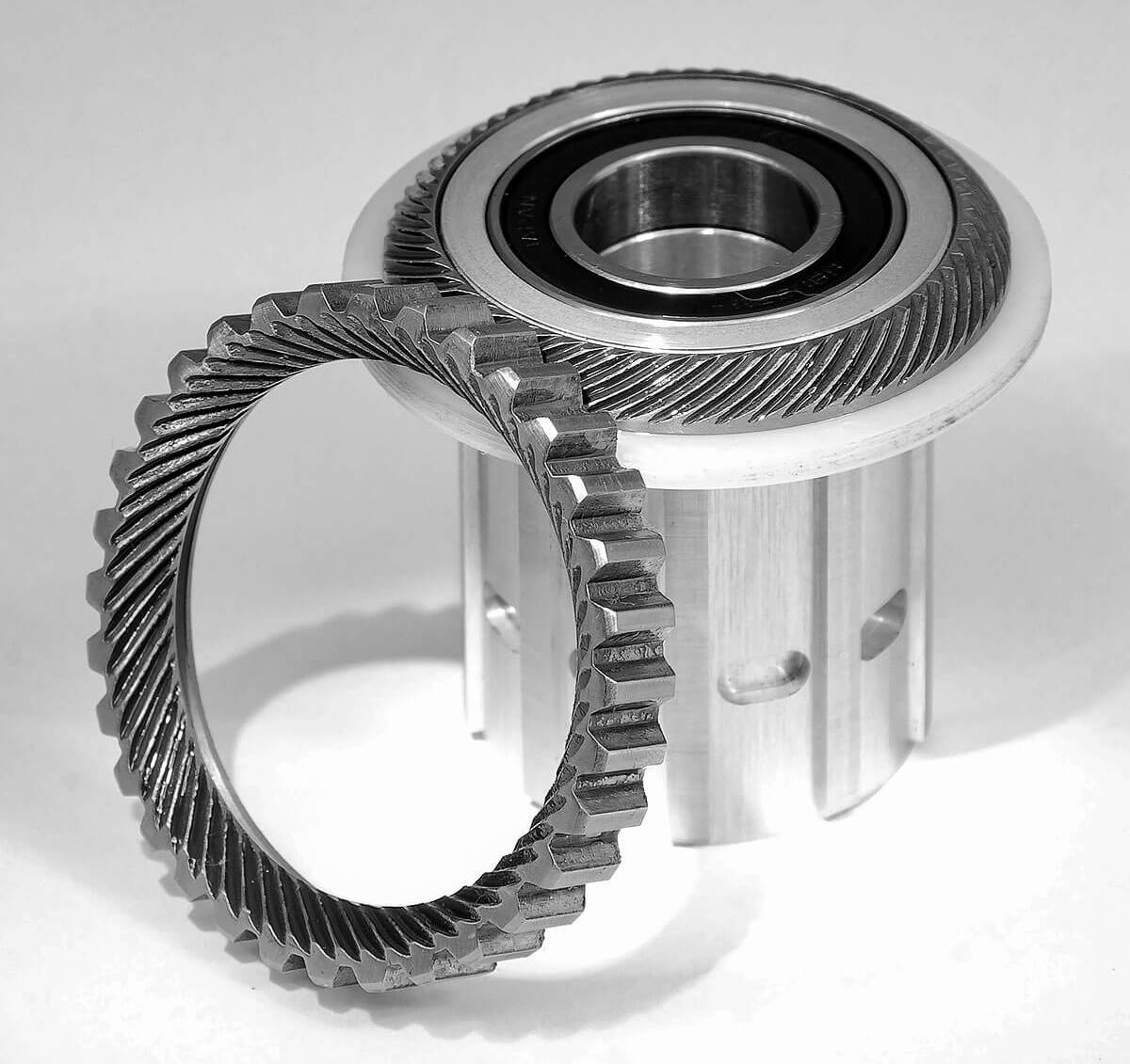 Втулка задн. Trailmech XCR Rear Hub, 32H, 142x12 mm (Thru Axle
