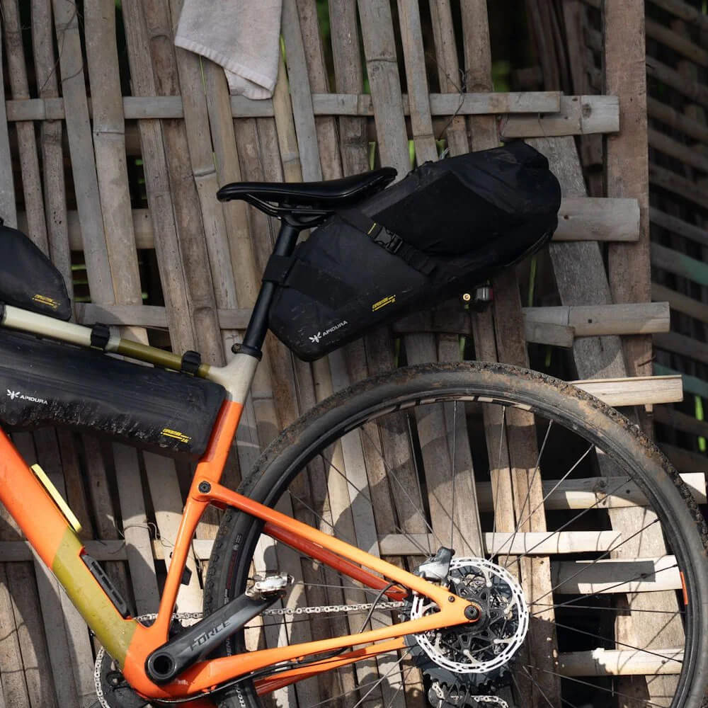 Сумка підсідельна компресійна Apidura Expedition Saddle Pack (9L) (NEW STYLE) фото 7
