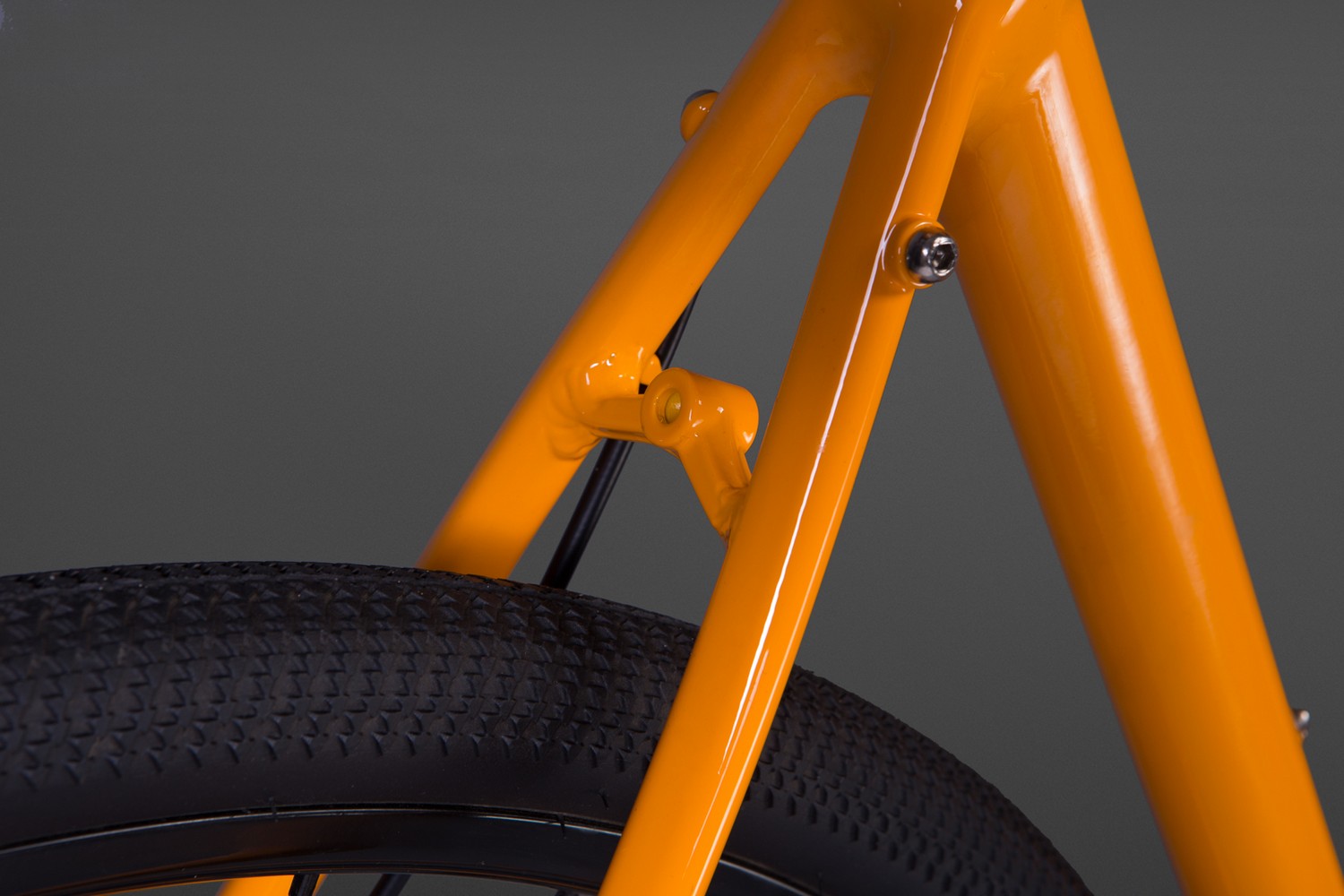 Велосипед 28" Pride ROCX 8.1 рама - S 2022 оранжевый фото 5