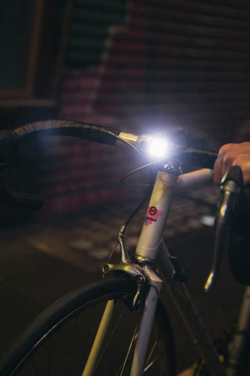 Блимавка передня Knog Blinder Mini Dot Front, 20 люмен, 5 режимів, чорна фото 3