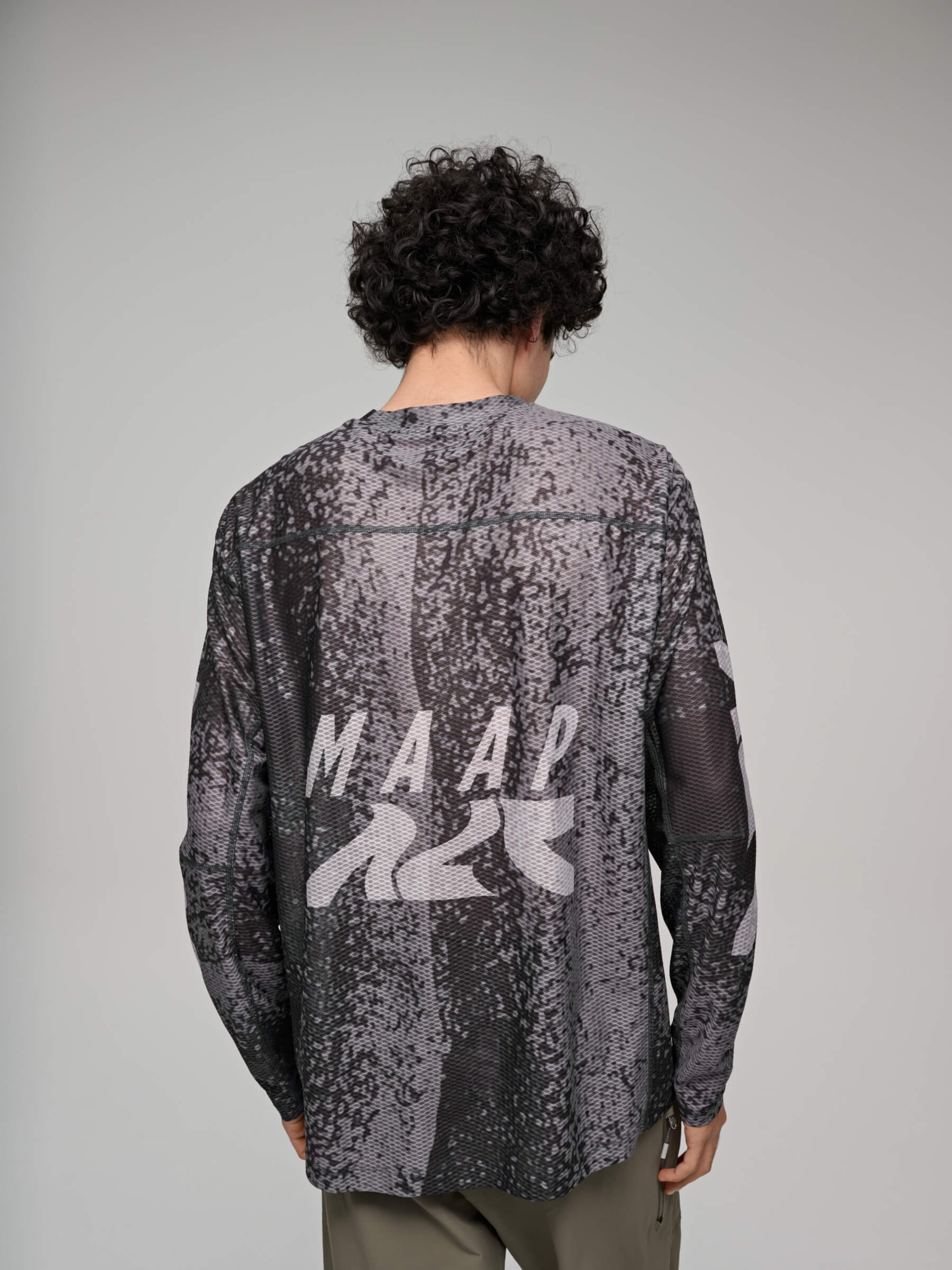 Лонгслив MAAP Alt Road Mesh LS Tee Silver/Black S фото 5