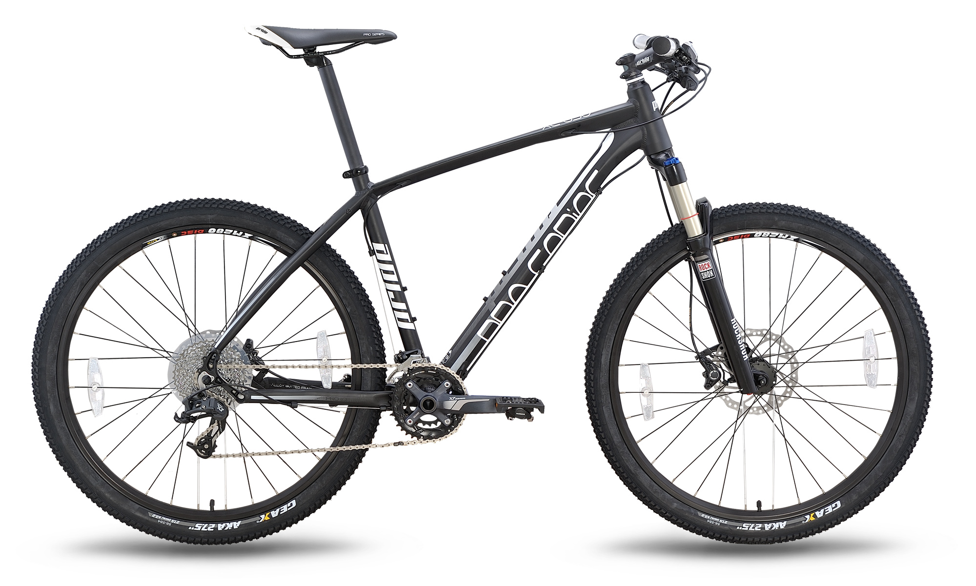 Велосипед 27,5'' Pride XC-650 PRO 2.0 рама - 17" черно-белый матовый 2015 фото 