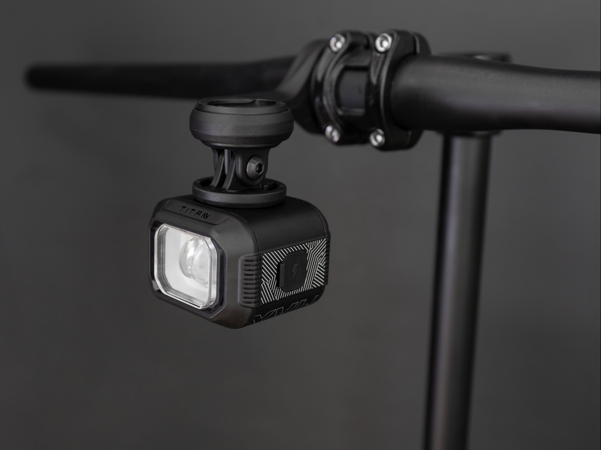 Фара Moon Titan Max 1700 люмен вбудований акумулятор, USB TYPE-C кабель AMG фото 6