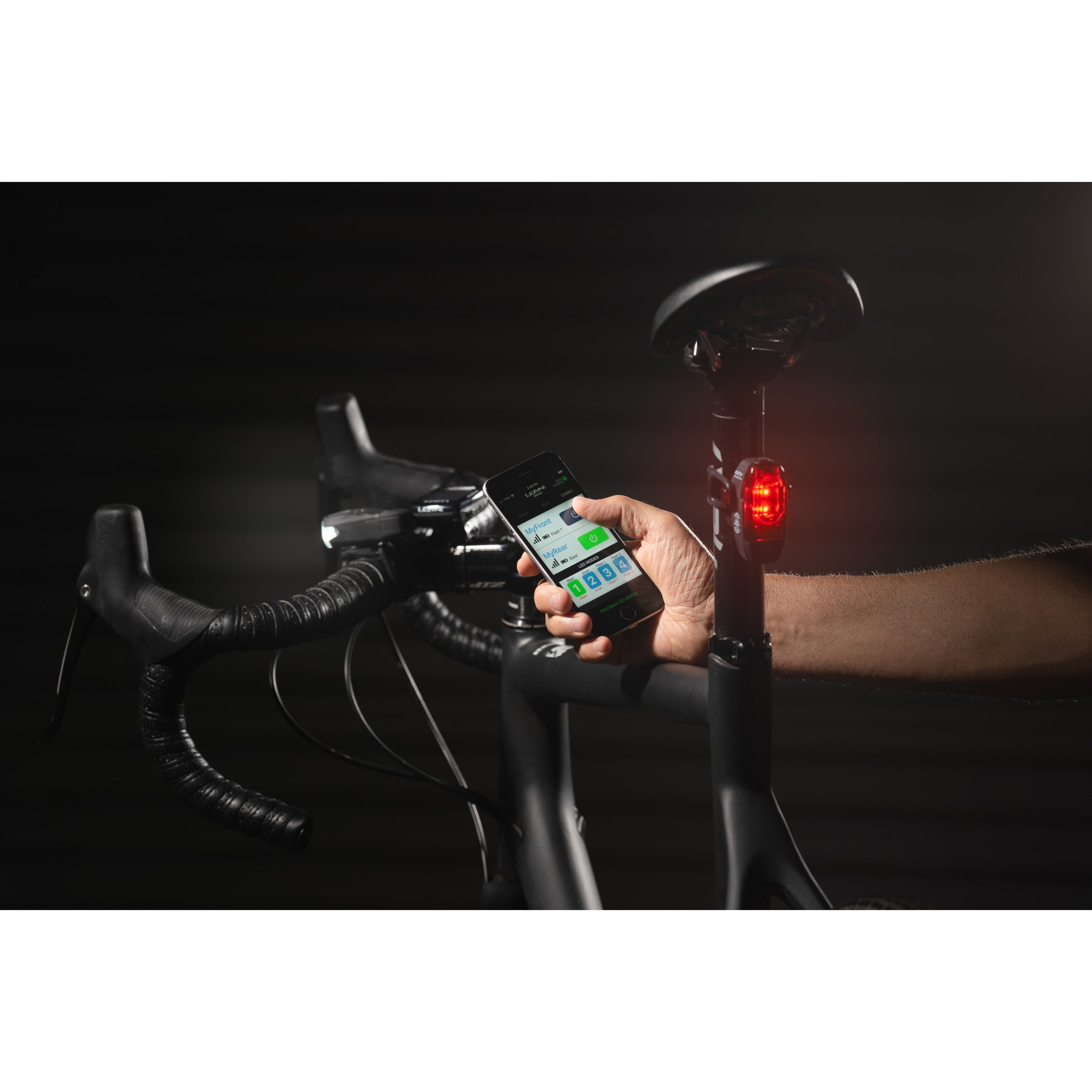Комплект фара Lezyne SUPER DRIVE 1600XXL LOADED / KTV DRIVE  PRO,1600/ 75Лм, чорний фото 7