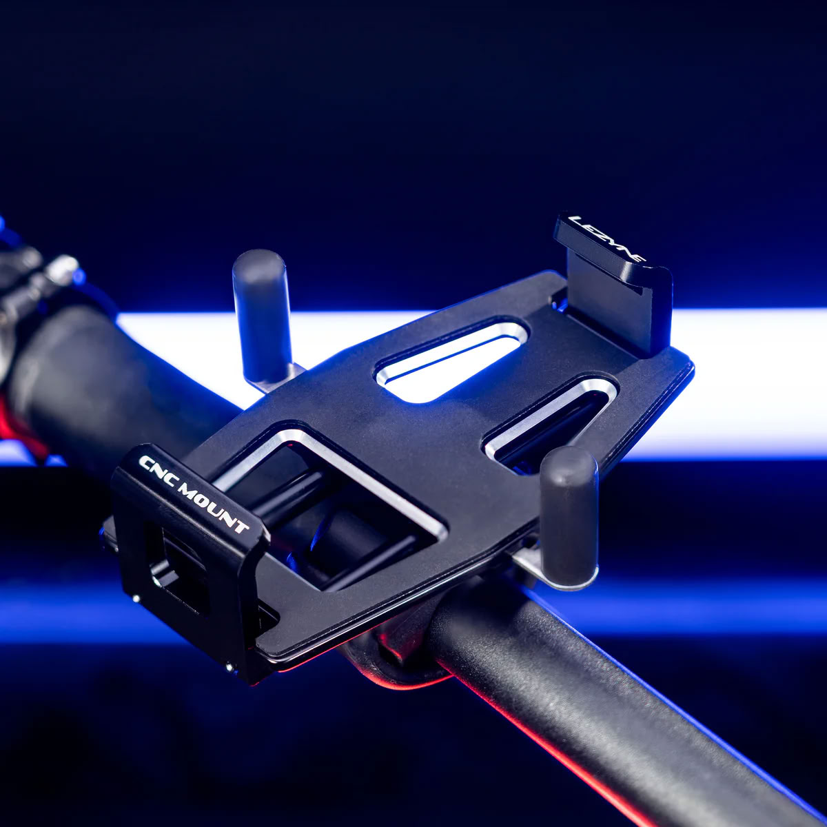Кріплення на кермо Lezyne CNC PHONE MOUNT для смартфона, універсальне фото 4