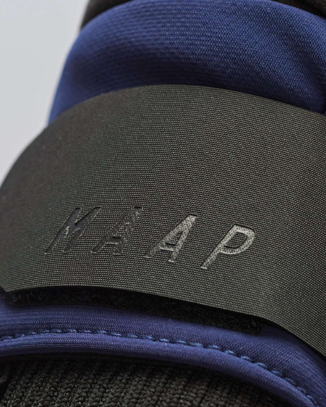 Перчатки MAAP Apex Deep Winter Glove M, темно-синие фото 5