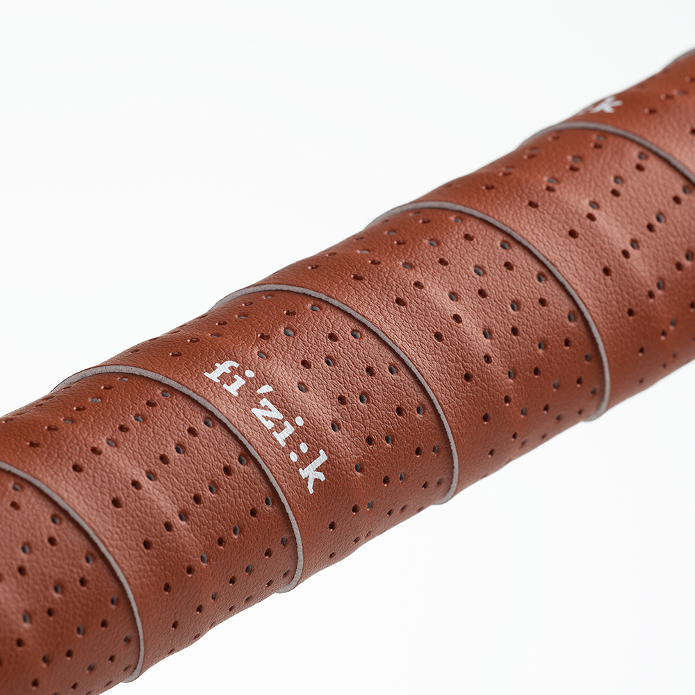 Обмотка керма Fizik Tempo Microtex 2mm Classic, honey (коричнева) фото 2