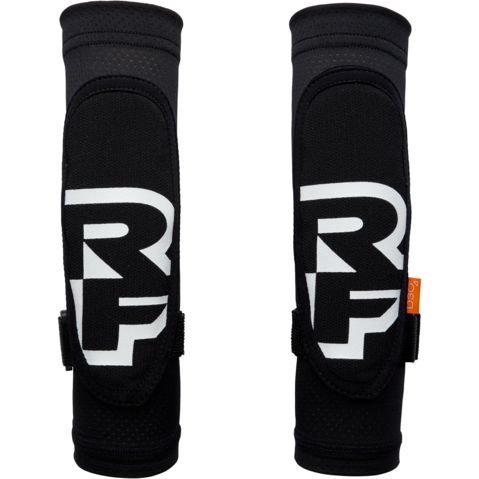 Захист ліктя дитячий RaceFace SENDY Elbow Stealth, розмір M фото 