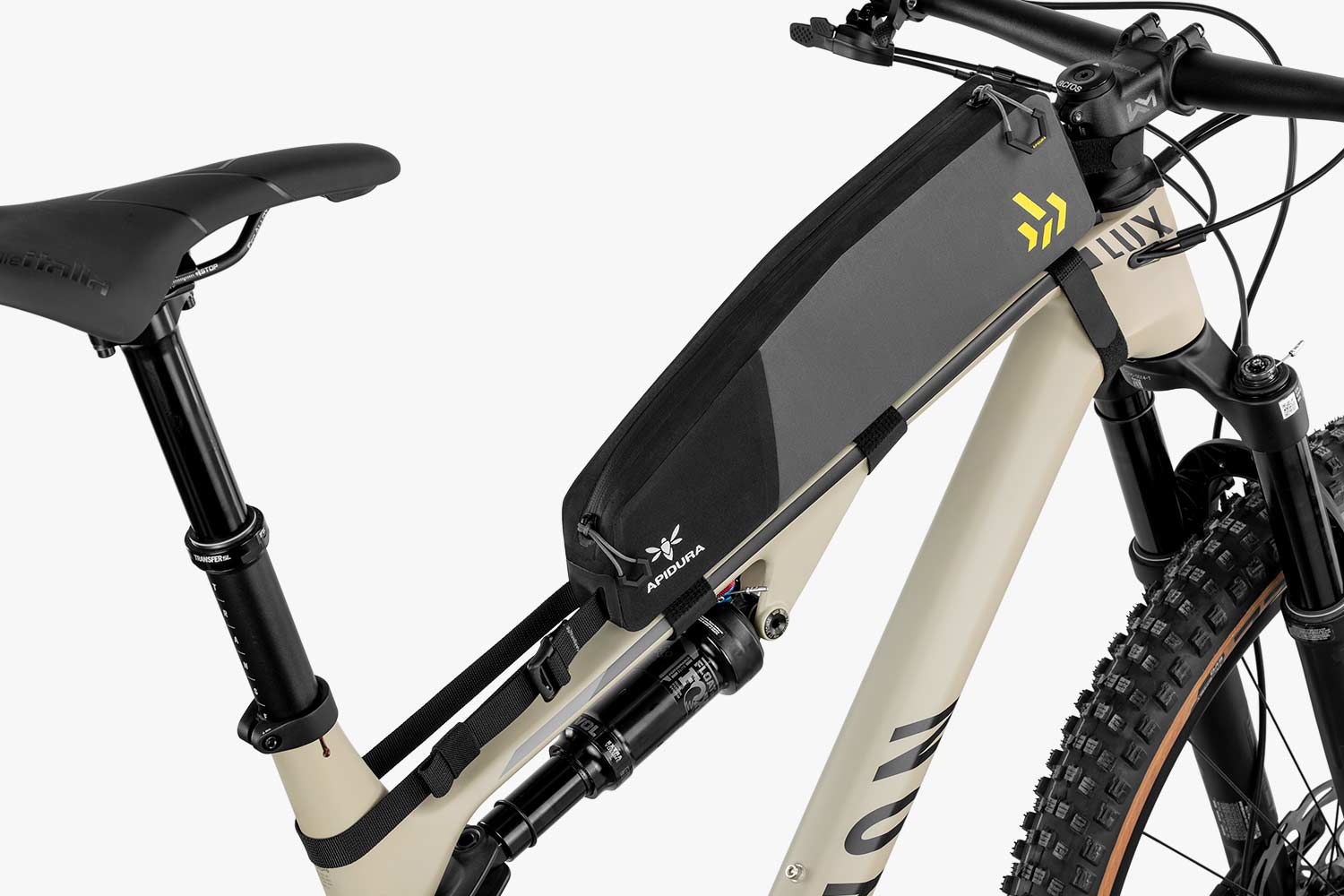 Сумка на верхню трубу Apidura Backcountry Top Tube Long Pack (1.8L) (NEW) фото 2