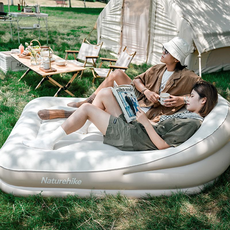 Матрац надувний Naturehike CNK2300DZ020, 180x132x60 см, вбудований насос для надування, бежевий фото 4