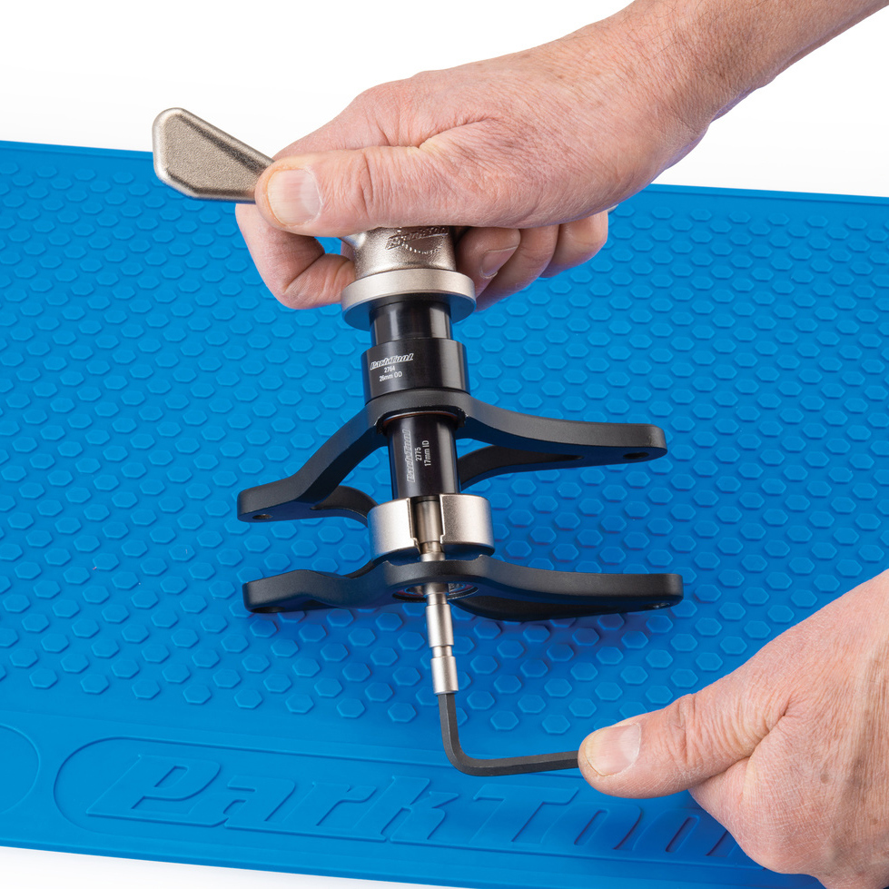 Килимок ремонтний Park Tool OM-2 (38cm x 62cm) фото 3