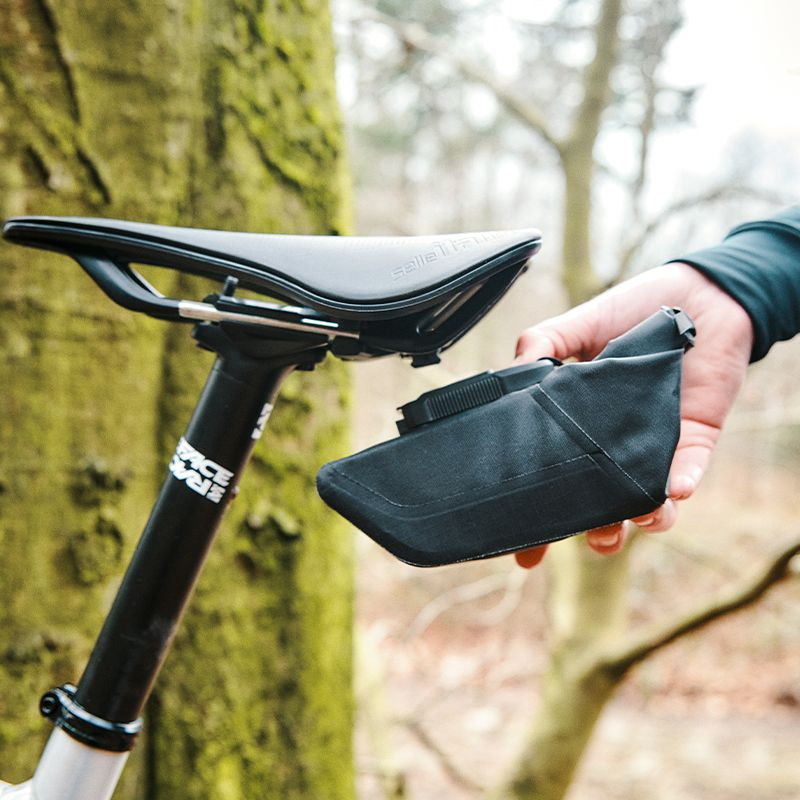 Сумка підсідельна Fidlock PIN CLIP SADDLE BAG S+SADDLE BASE (0.4L) фото 8