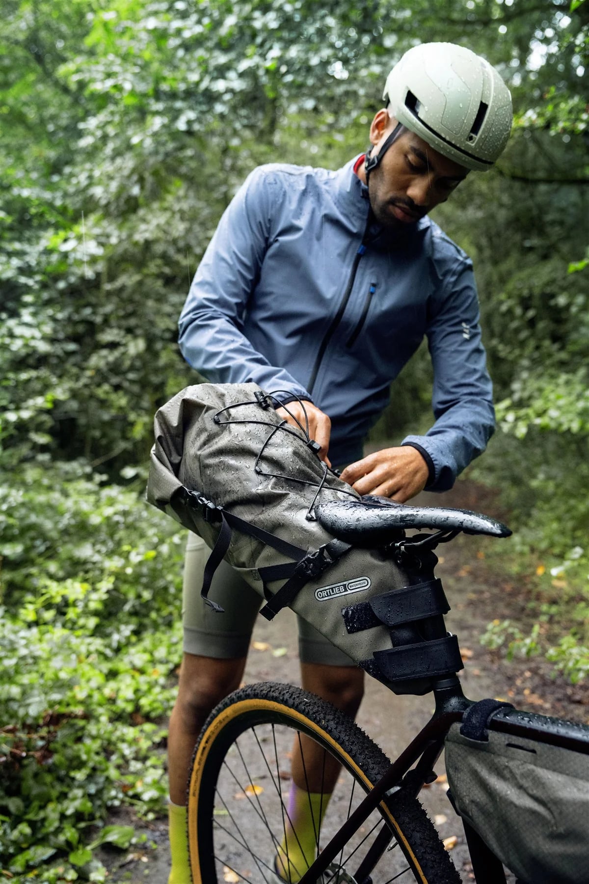 Гермосумка підсідельна Ortlieb Seat-Pack Dark Sand, 16,5 л фото 9