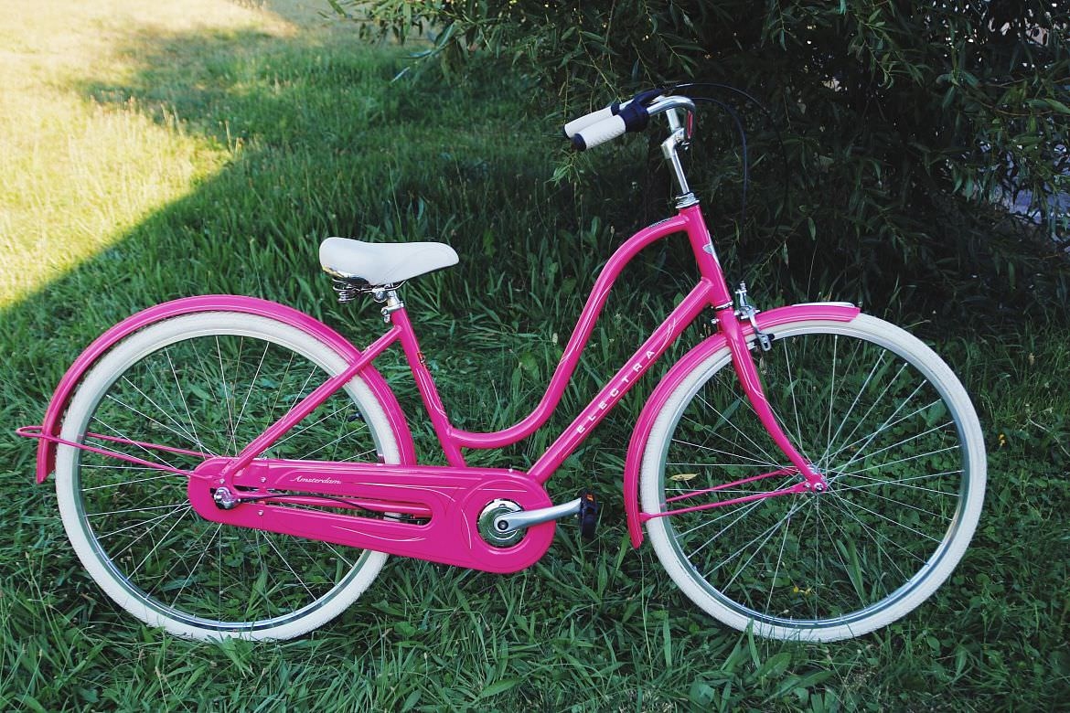Велосипед 28" Electra Amsterdam Original 3i Al Ladies' Deep Pink фото 3
