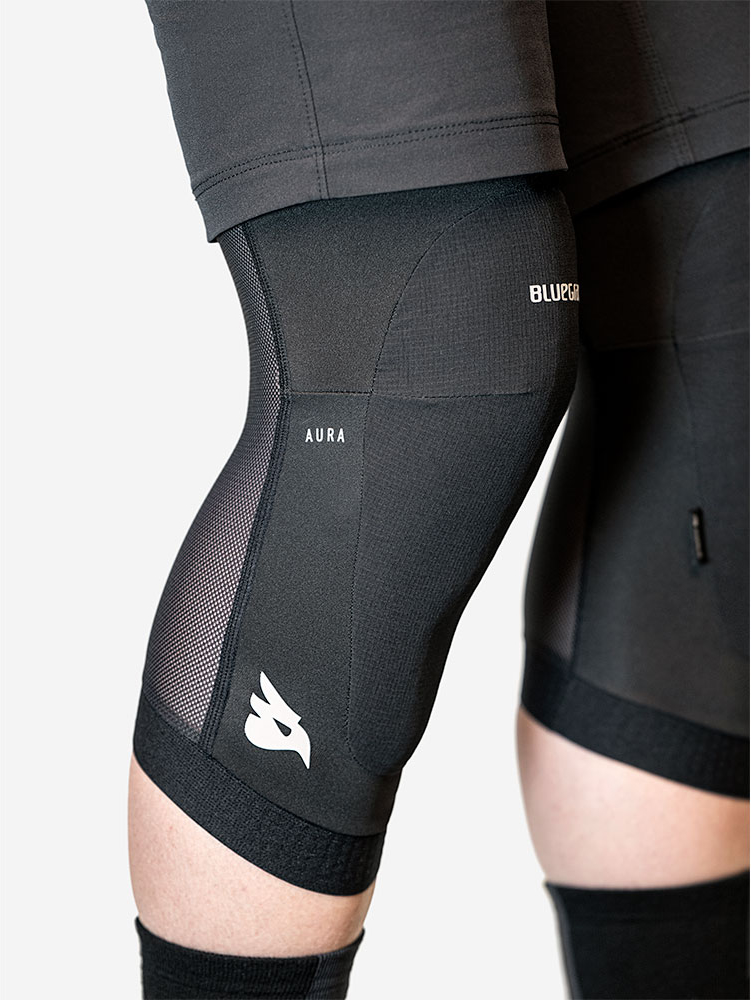 Защита колена Bluegrass AURA Knee CE, размер XL фото 2