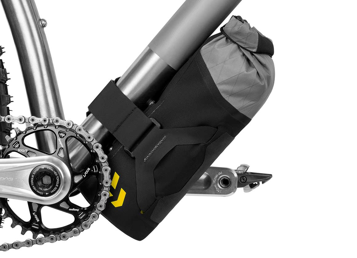 Сумка на нижню трубу Apidura Backcountry Down Tube Pack (1.8L) (NEW) фото 