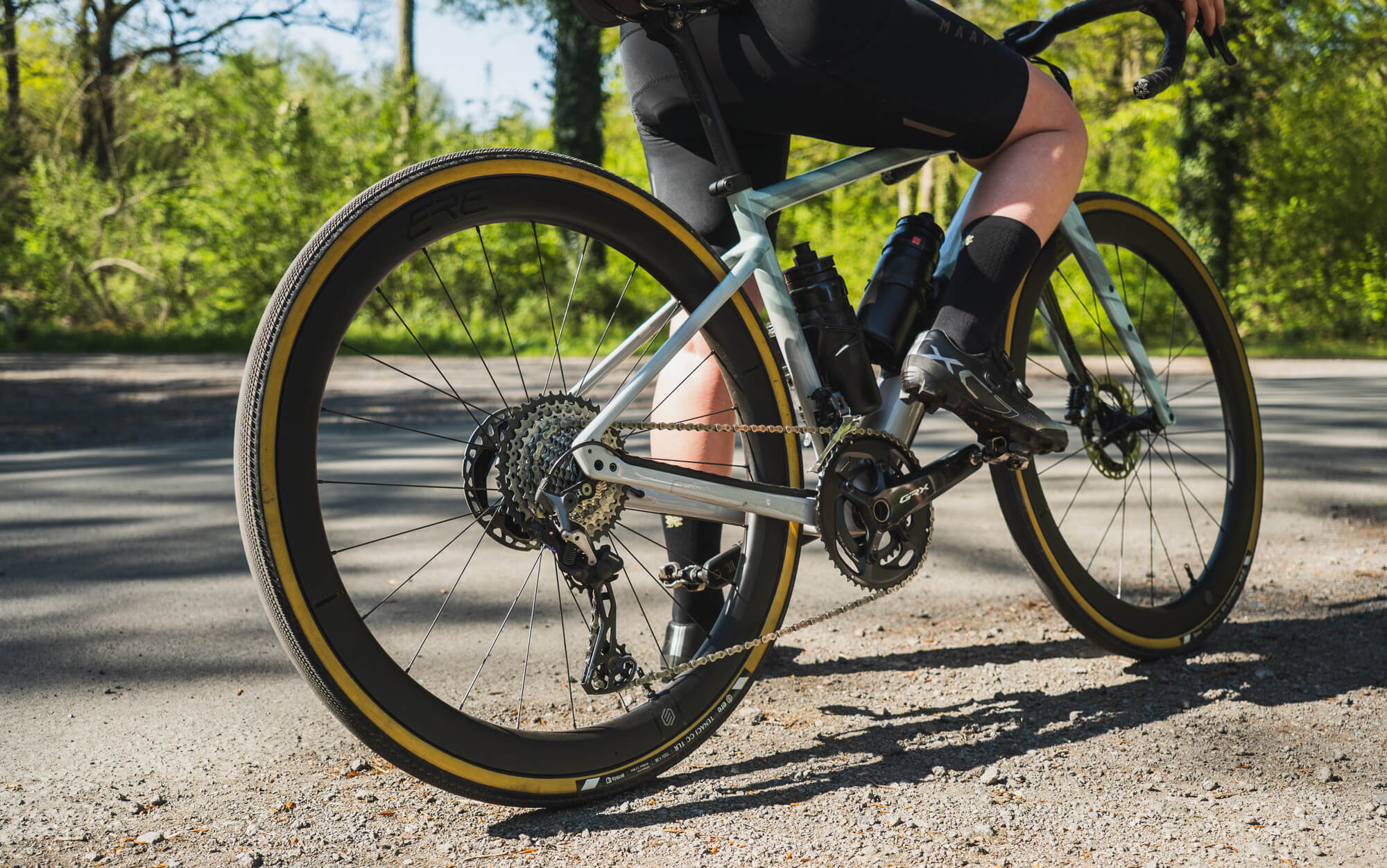 Колесо пер. + задн. 28" ERE EXPLORATOR CCR45 CARBON, Road, 100x12/142x12, CL, XDR, tubeless, черный сатин фото 7