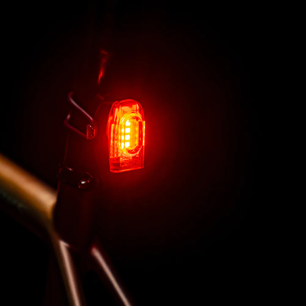 Блимавка задня Lezyne DRIVE+, 40 люмен, 6 режимів, чорна фото 6
