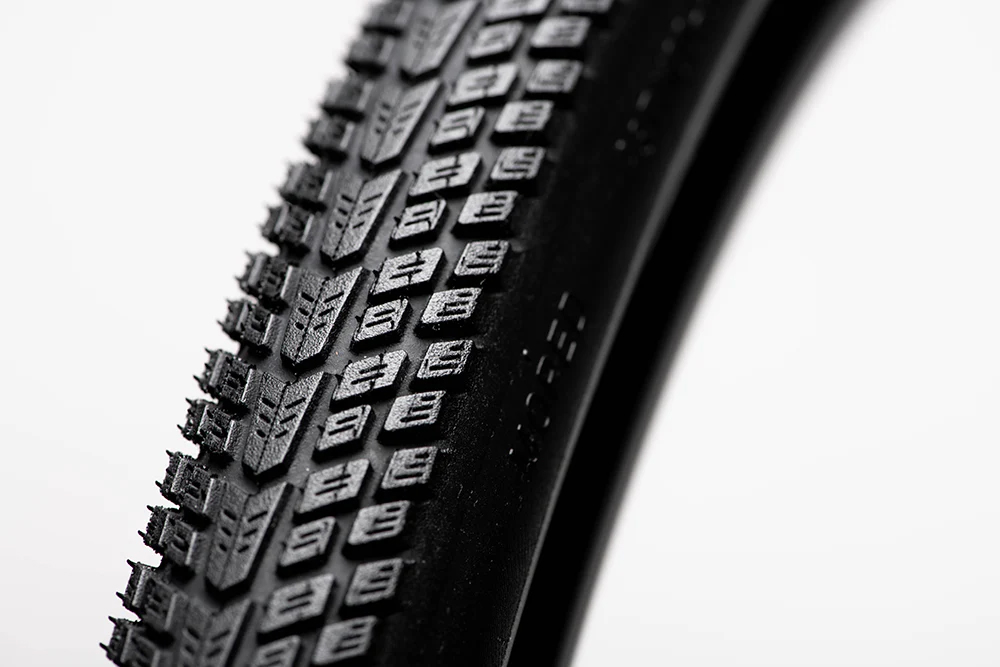 Покрышка 700x35 (37-622) GoodYear Transit Tour Plus S5:Protection, Wire, Black + reflective strips, 60tpi фото 4