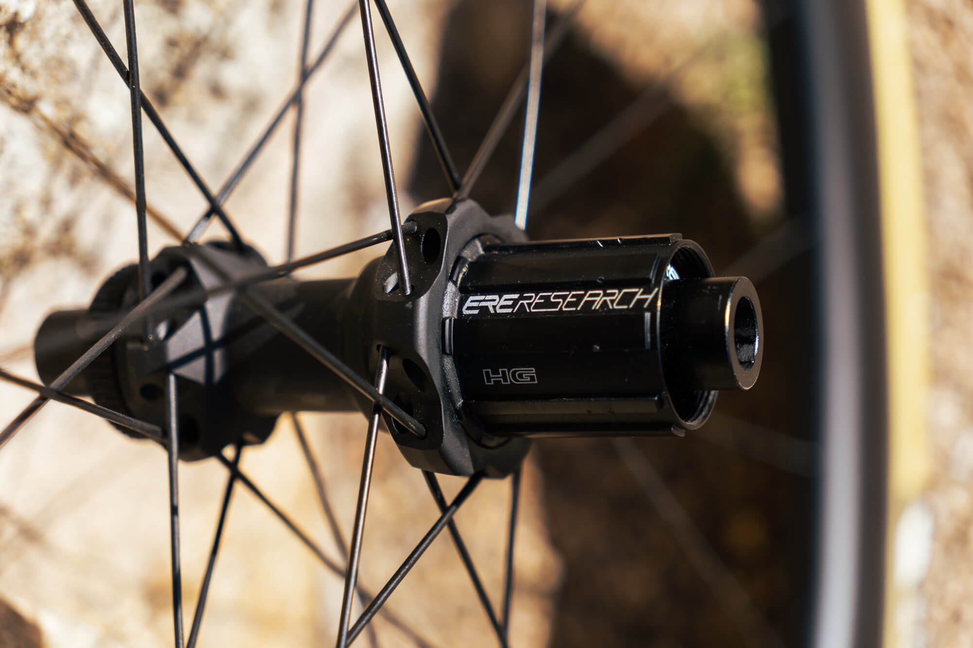 Колесо пер. + задн. 28" ERE EXPLORATOR CCR45 CARBON, Road, 100x12/142x12, CL, HG11, tubeless, черный сатин фото 5