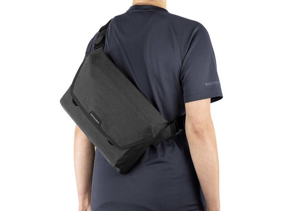 Сумка для ноутбука Apidura City Messenger, 11" фото 3